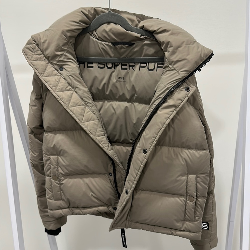 Aritzia Super Puff Coat